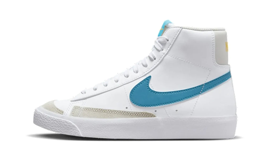 Blazer Mid 77 White Laser Blue - DA4086-107